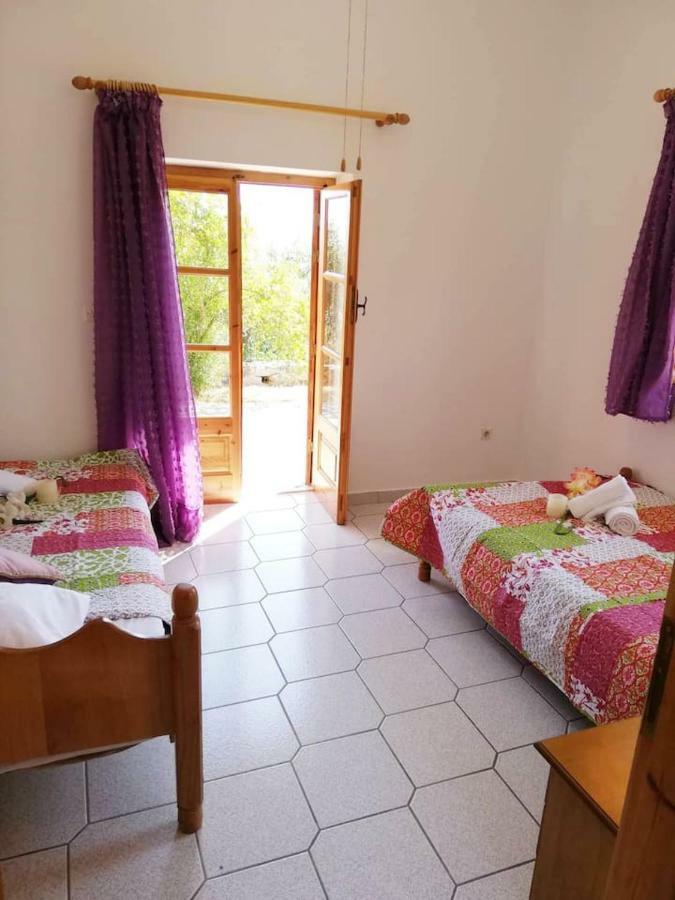 Apartmán Theasea House With Garden Riglia Exteriér fotografie