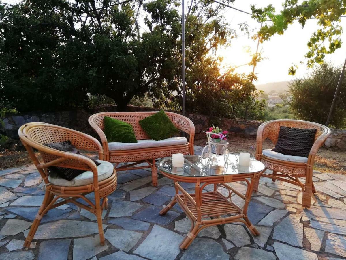 Apartmán Theasea House With Garden Riglia Exteriér fotografie