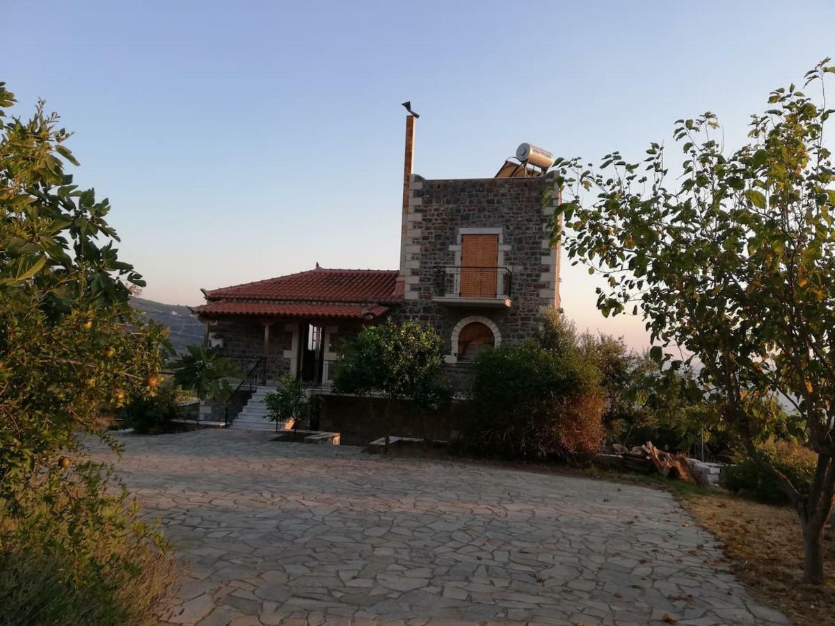 Apartmán Theasea House With Garden Riglia Exteriér fotografie